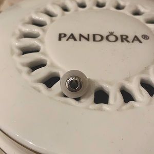 Pandora hope essence charm
